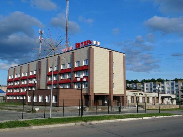 Гостиница Витязь Ивангород-3